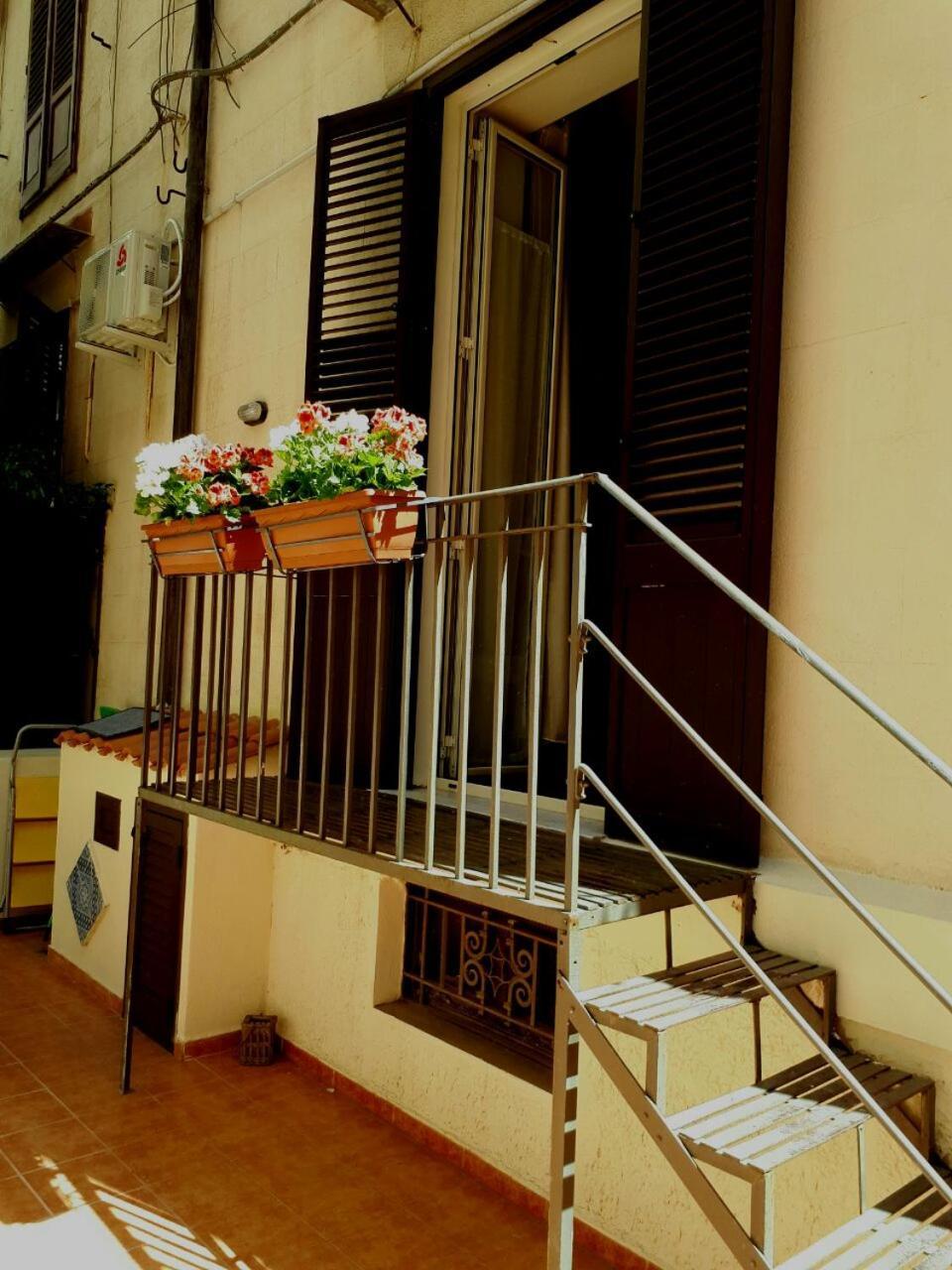 Rabbad Apartments Palermo Esterno foto